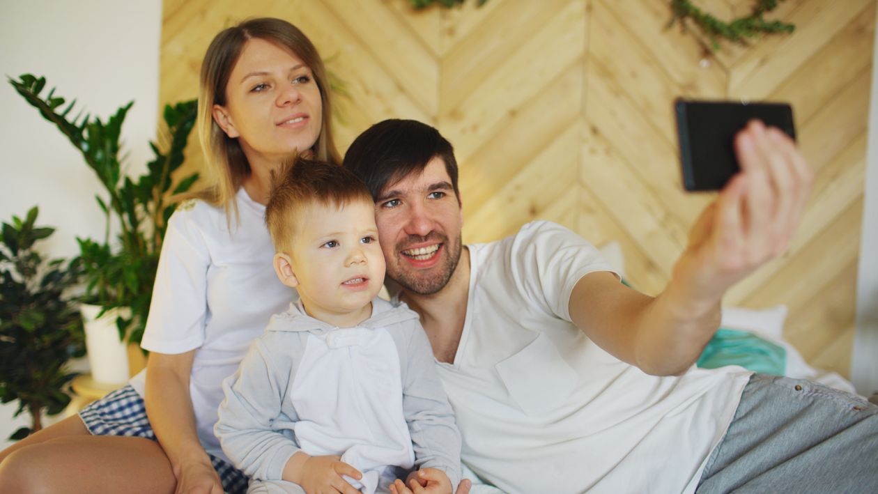 Family Moments Preserved: Using “Camera and Video” to Document Cherished Memories - 1
