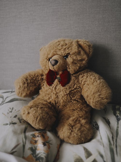 Free Teddy Bear on Bed  Stock Photo