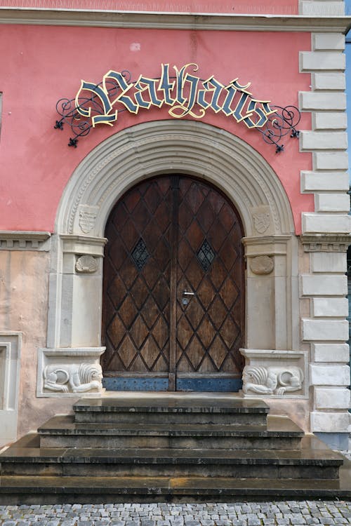 Rathaus, Eingang