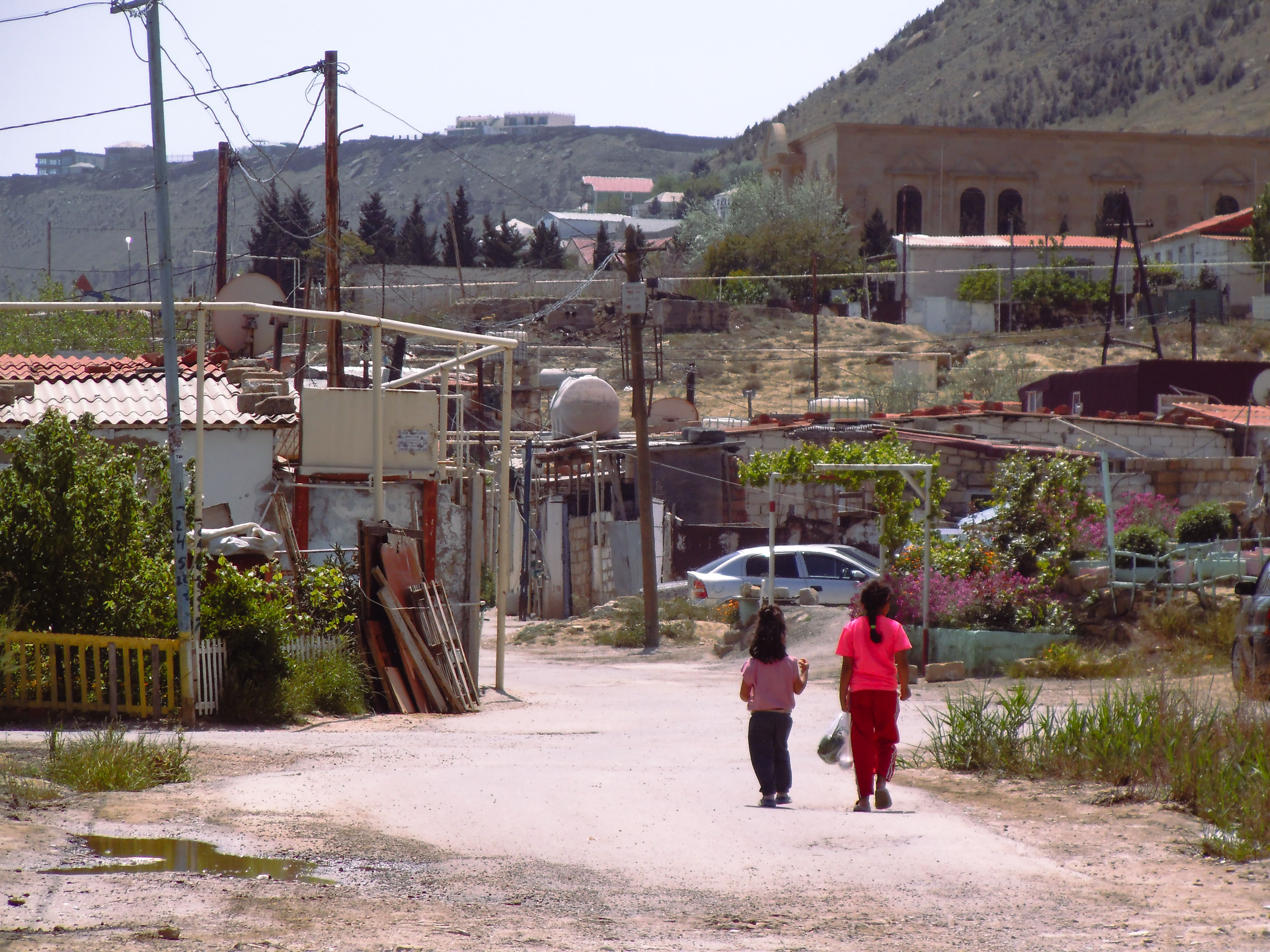 Alemanha condena iraquiano à prisão perpétua por escravizar meninas yazidis