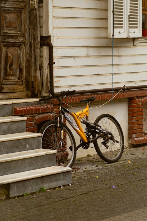 Immagine gratuita di abbandonato, architettura, bicicletta