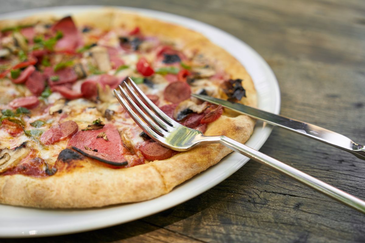 Pizza 4 Estaciones especializada