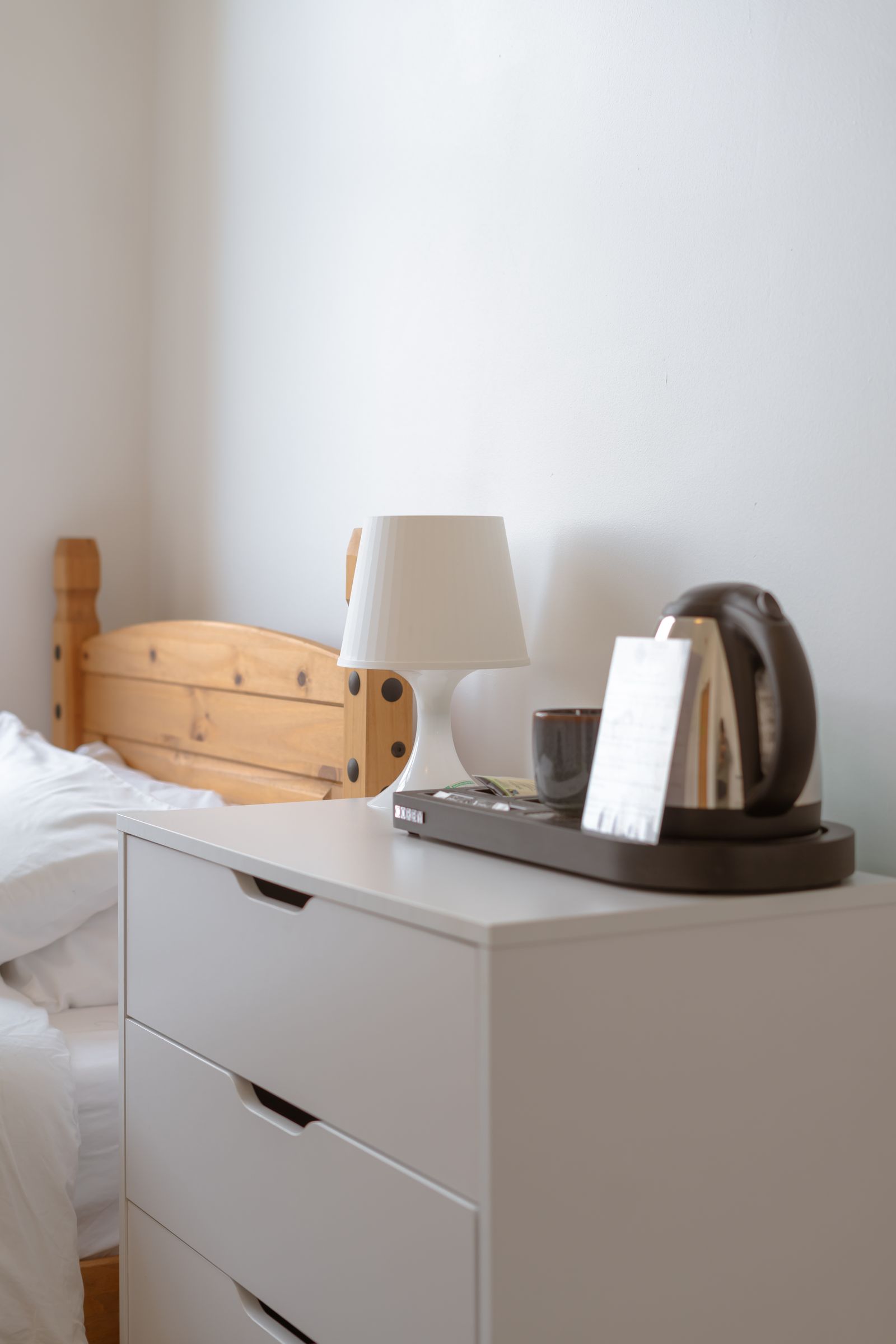 Hotel Bedroom Photos, Download The BEST Free Hotel Bedroom Stock Photos ...