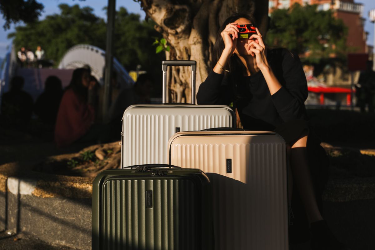 student moves in Bawdeswell — Loaded properly: blankets, straps and a plan in Bawdeswell