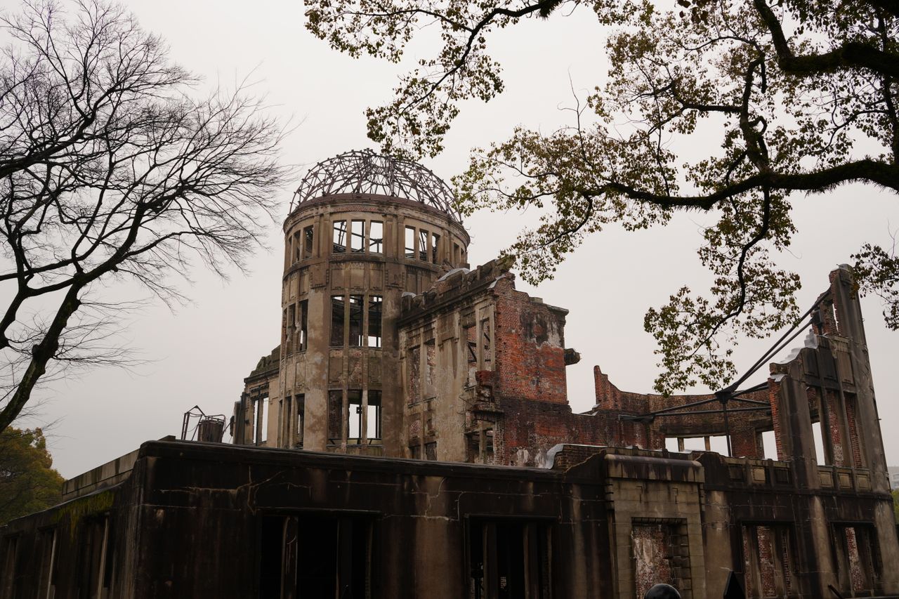 Japon : 81 ans après Hiroshima, le débat sur la dissuasion nucléaire relancé
