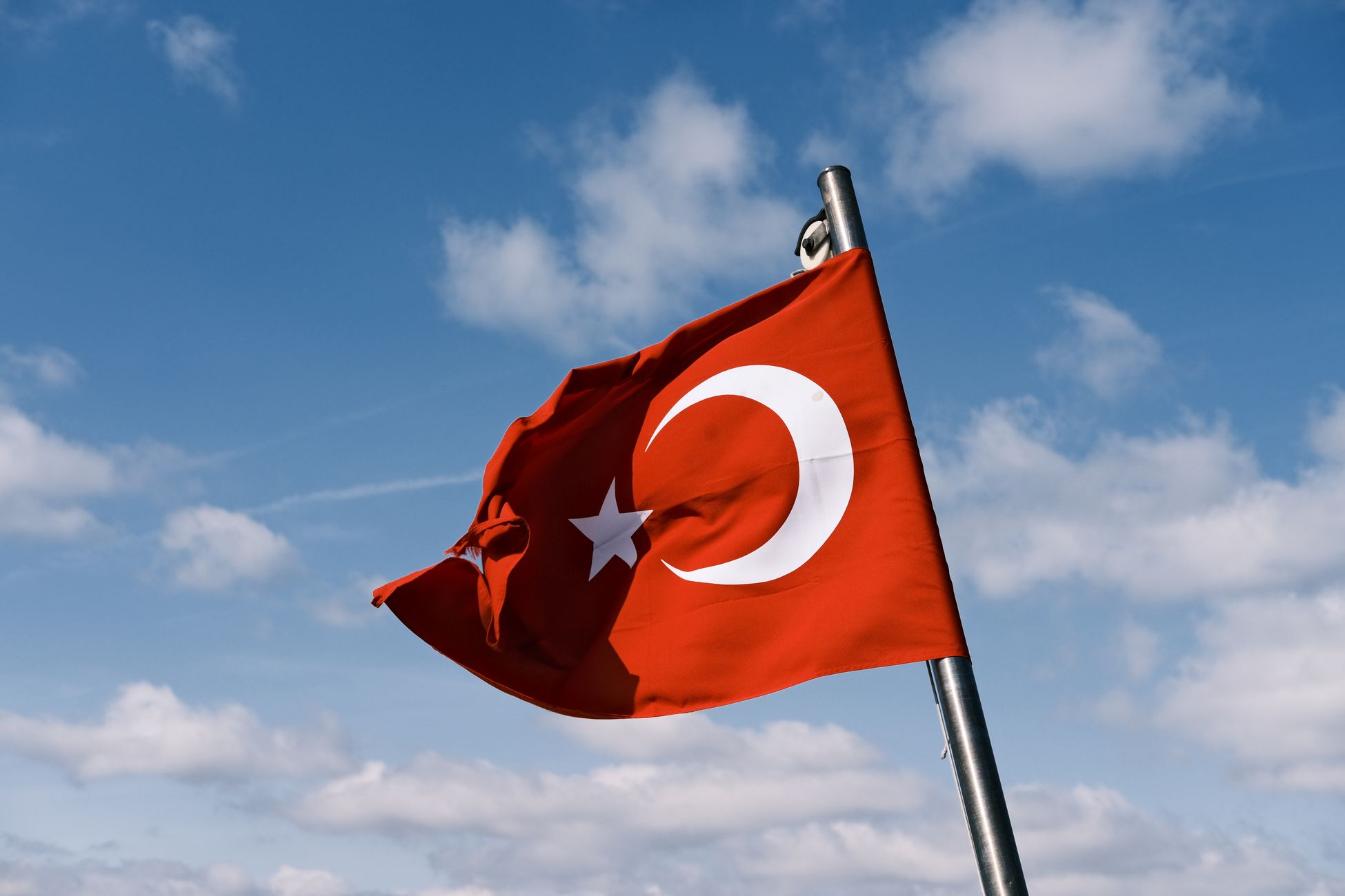 NAVO-top in Ankara: Turkije toont façade van pracht, maar beknot persvrijheid