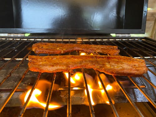 Kostnadsfri bild av bacon, bbq, blossa