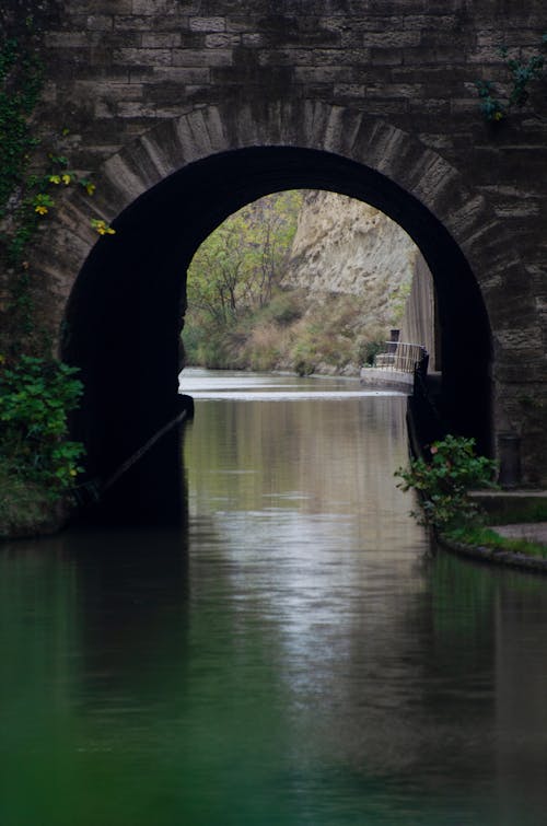 Бесплатное стоковое фото с канал, мост, прокат лодок