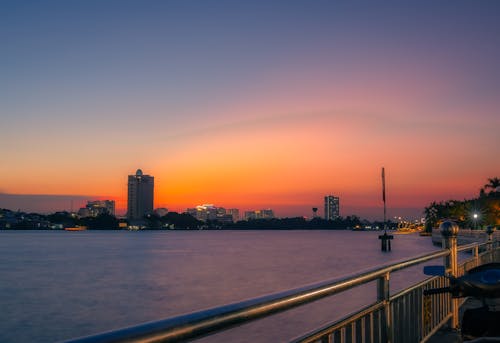 Hoàng hôn Saigon River 