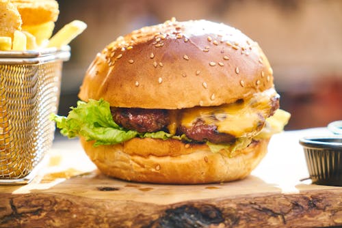 Fotobanka s bezplatnými fotkami na tému burger, cheeseburger, chutný