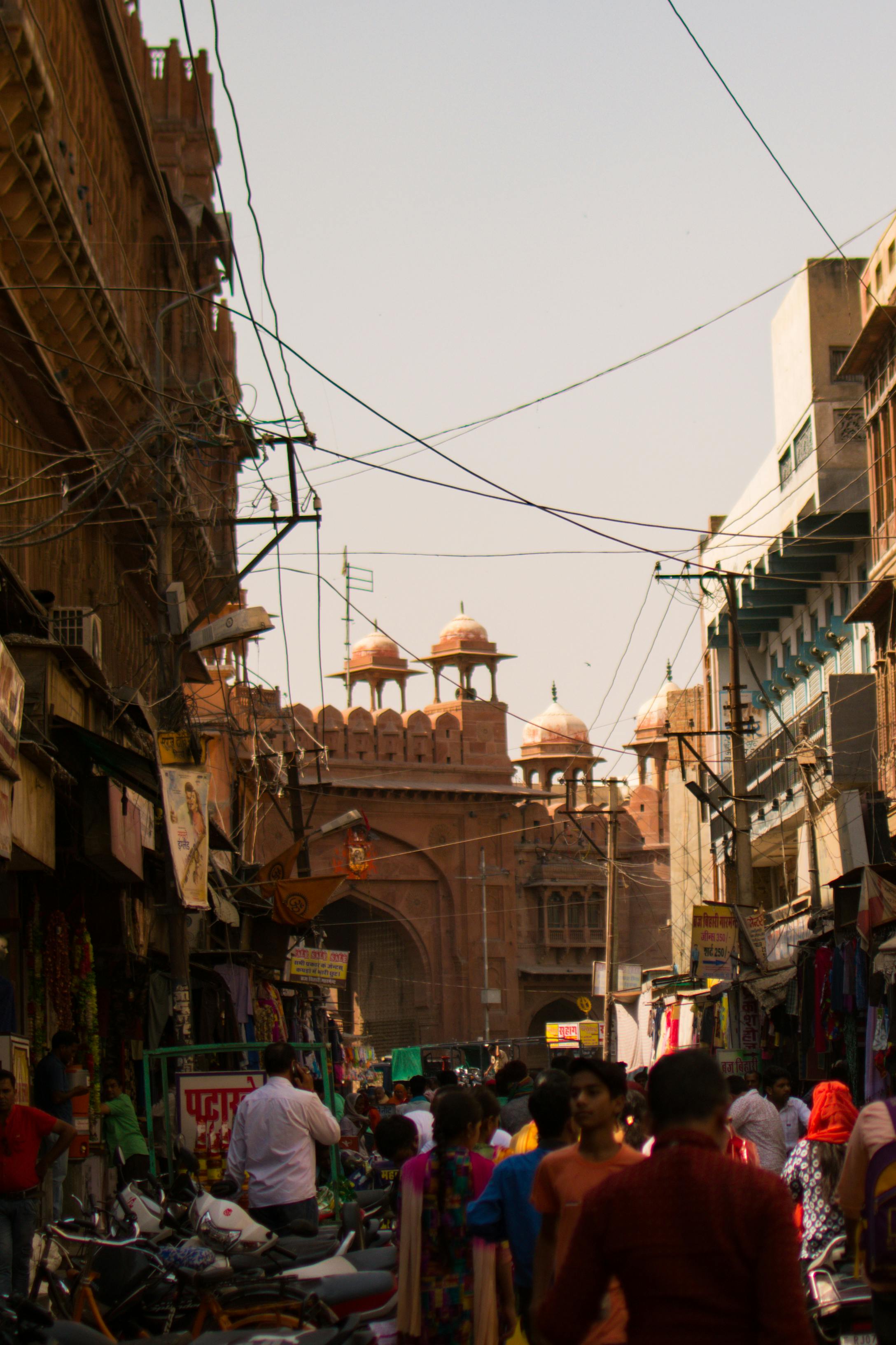 photo of market during daytime