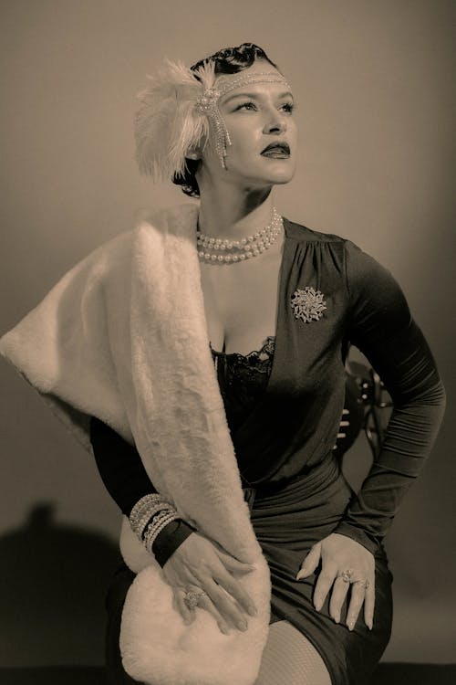 Darmowe zdjęcie z galerii z czarno-biały, moda, staroświecki