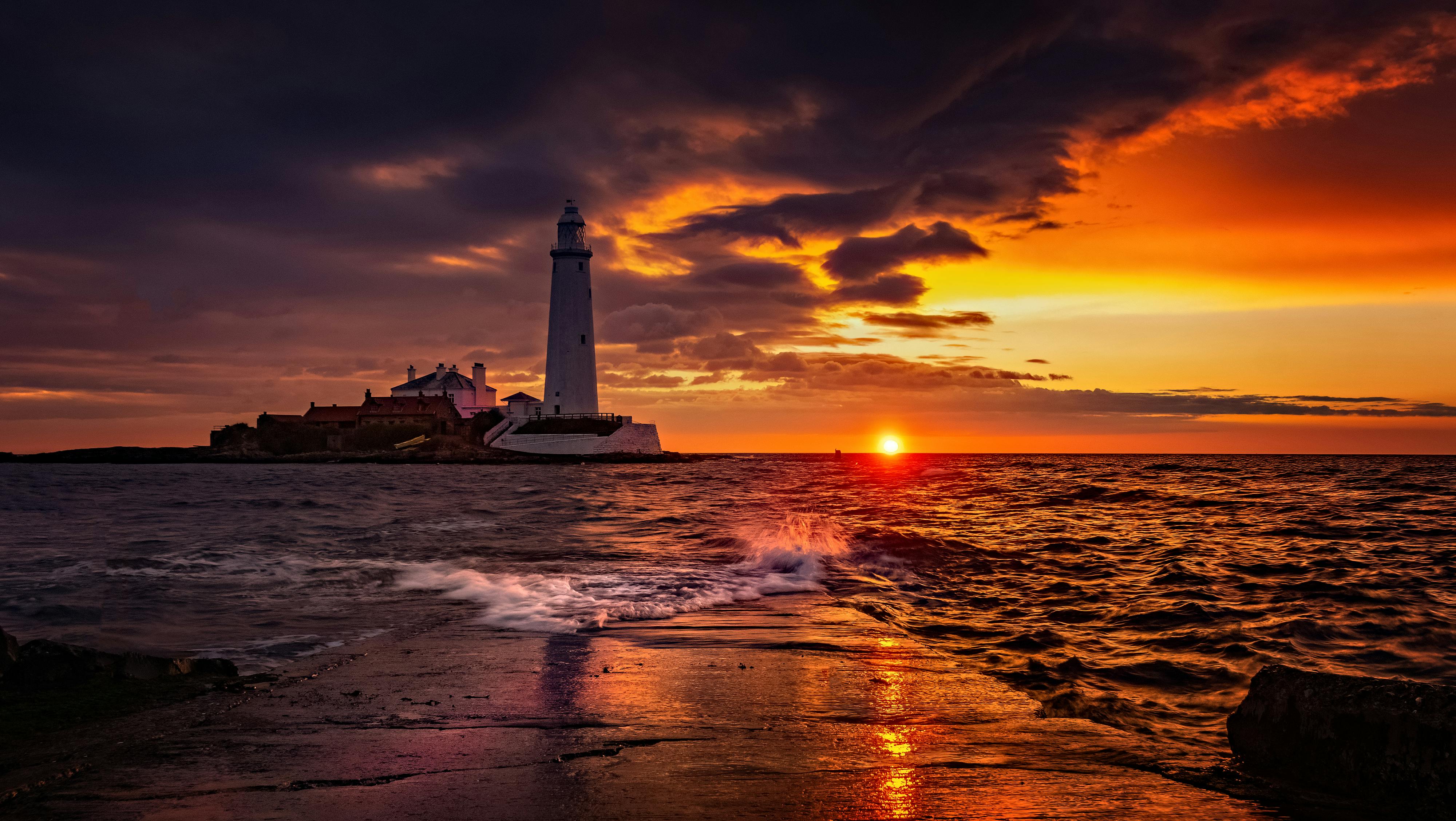 Rose Island Lighthouse trust launches executive director search ahead of milestone 2026 season — Photo by Ray Bilcliff on Pex