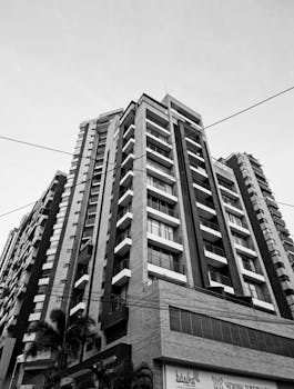 Black and white image of skyscrapers in Bucaramanga, Colombia.