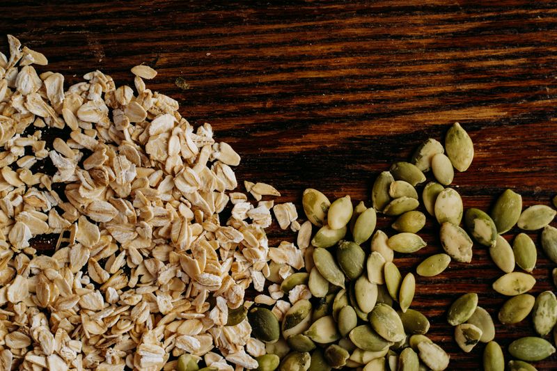 pumpkin spice oats topped with pepitas