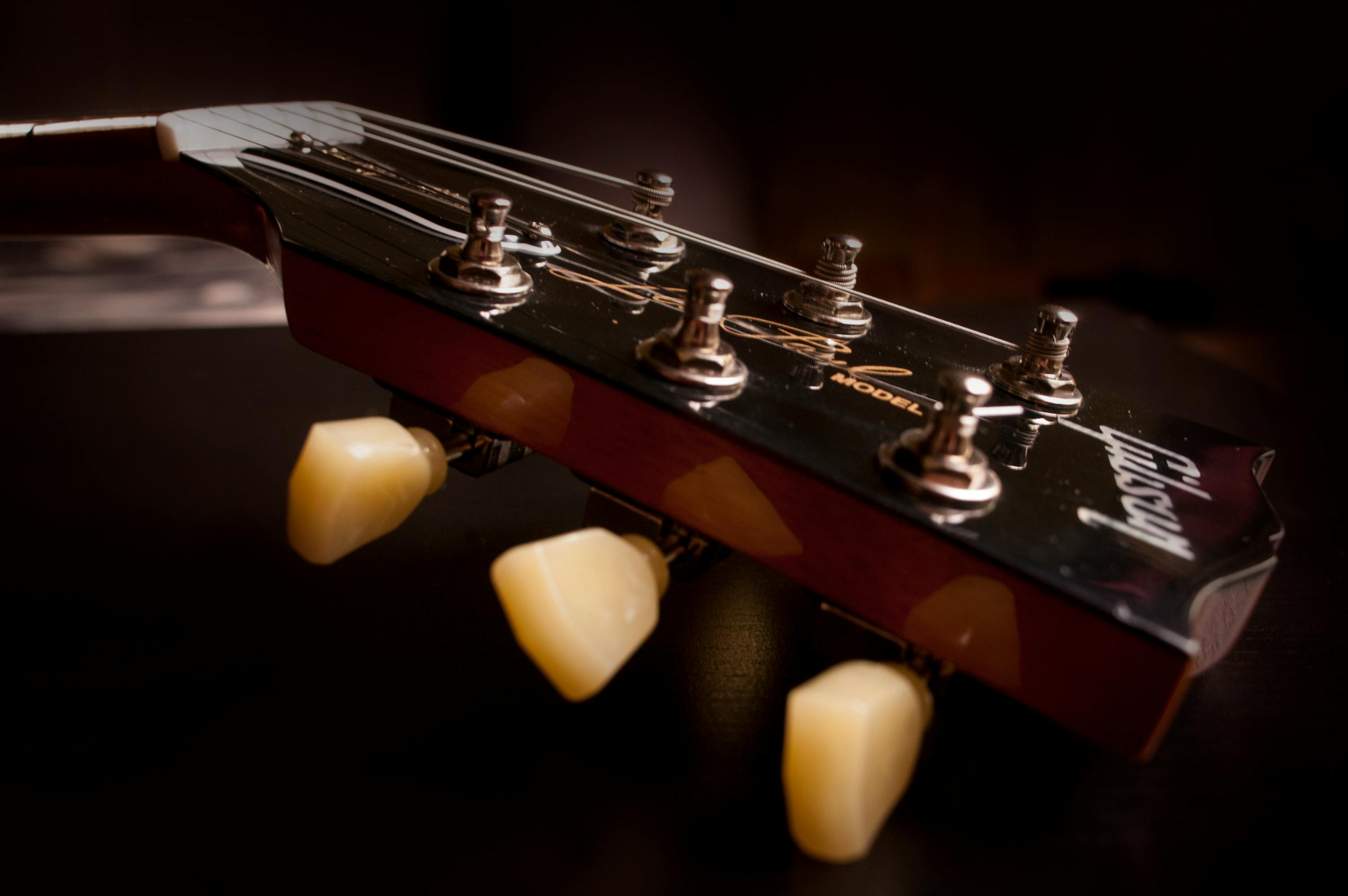 Product Photography of Brown Electric Guitar · Free Stock ...