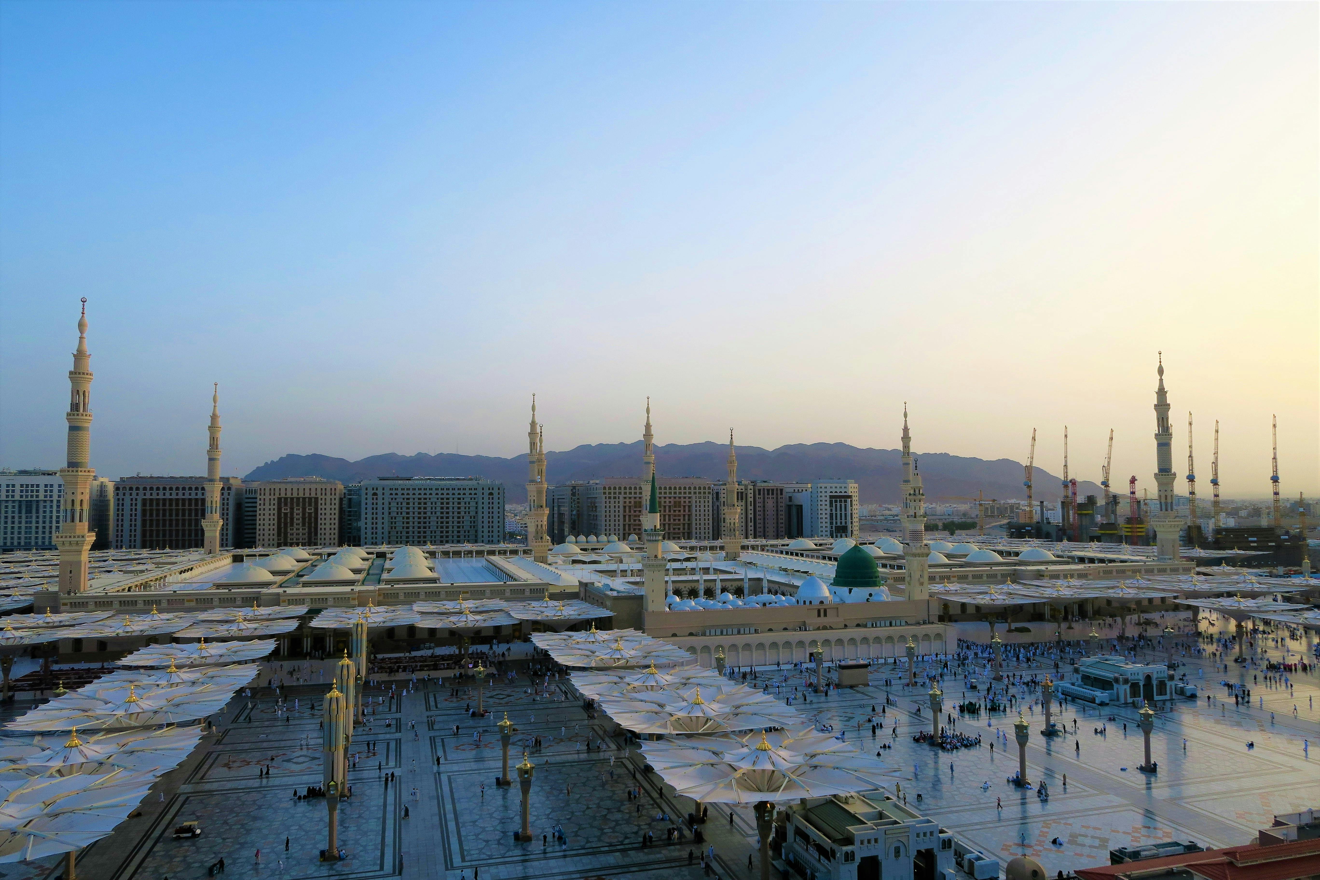 Tower Masjid Nabawi Mosque Medina Phone Stock Photo 2341480127 |  Shutterstock