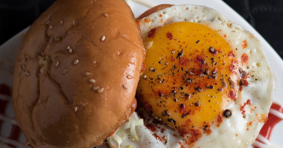 How to toast sesame seeds in a skillet