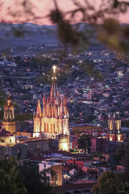 Free Capture the beauty of the neo-gothic church illuminated during twilight in San Miguel de Allende, México. Stock Photo