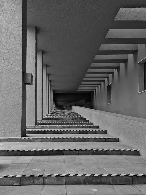 Darmowe zdjęcie z galerii z architektura, czarno-biały, minimalizm