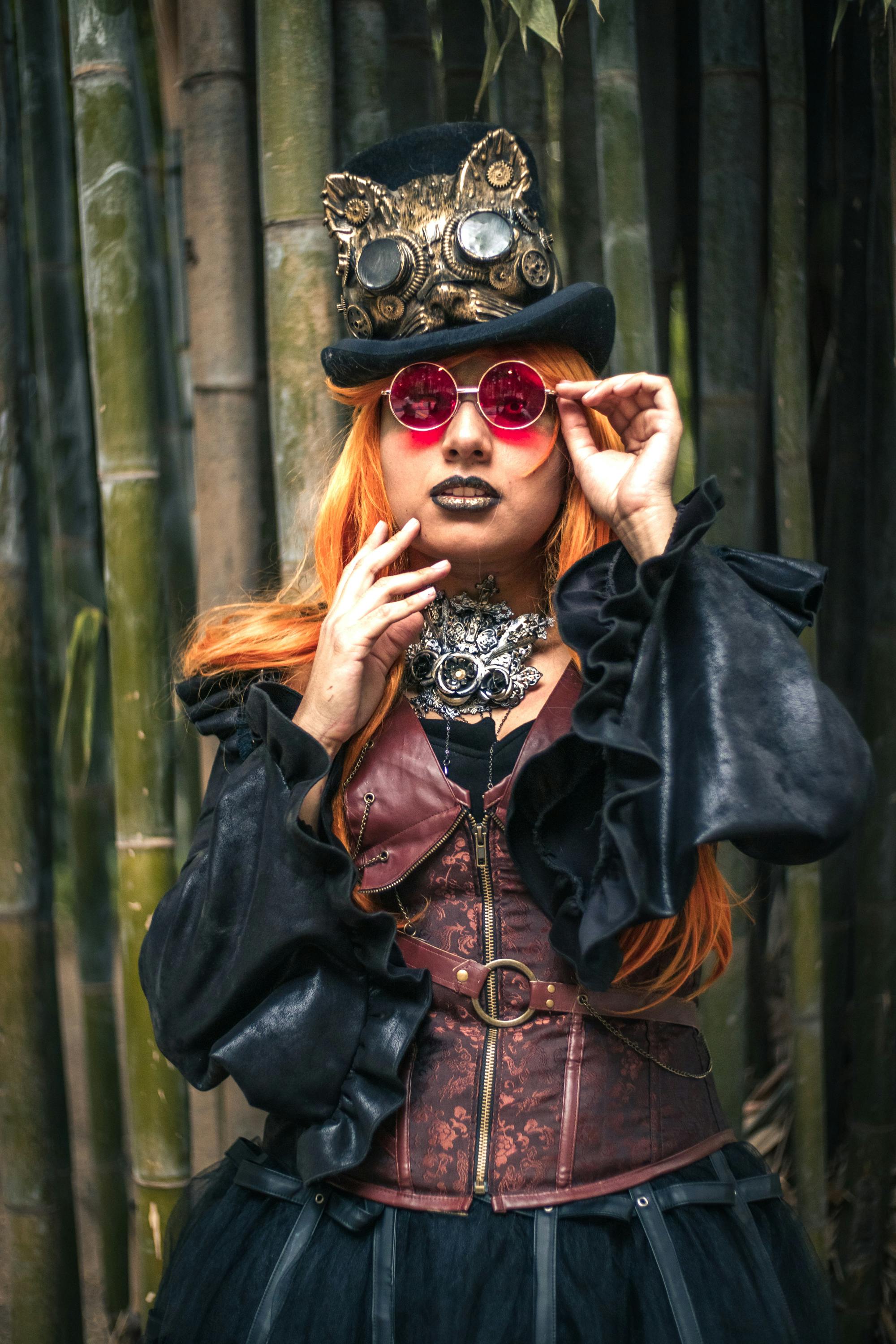 Cheap HaoYunLai Vintage Steampunk Rivet Sunglasses Goggles Role Cosplay
