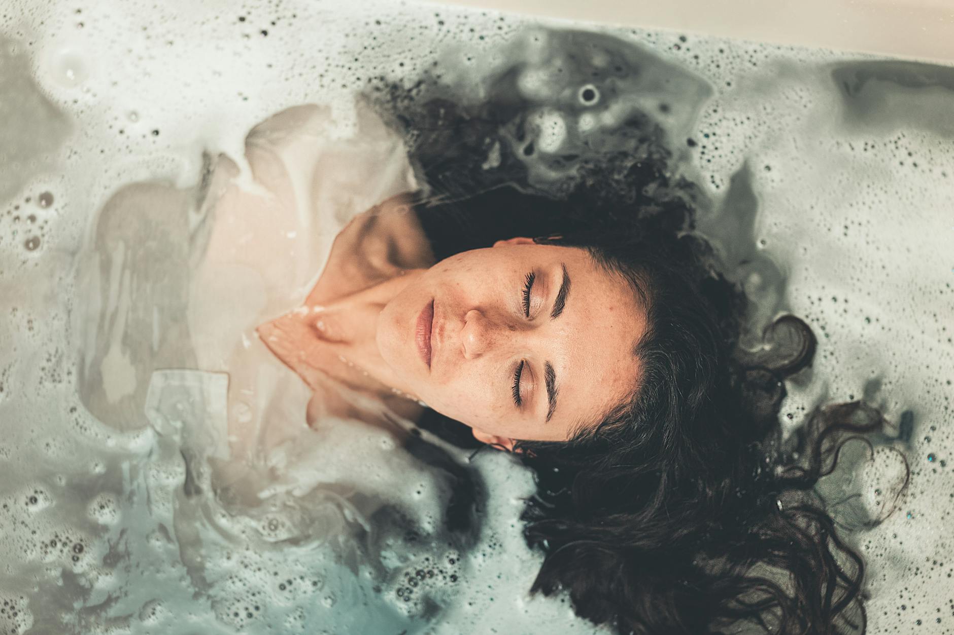 Can You Do Meditation In Bath