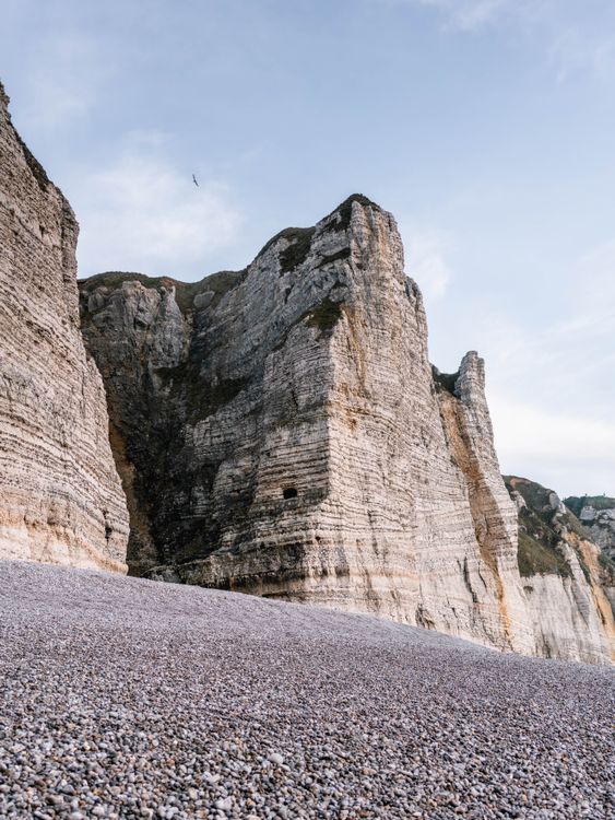 Gray Cliff · Free Stock Photo