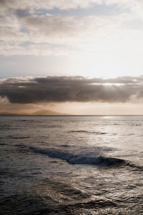 Безкоштовне стокове фото на тему «атмосферний, берег моря, Буря»