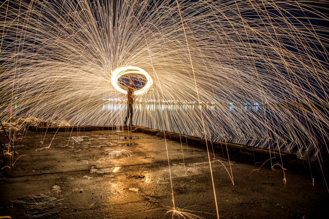 Zdjęcie Osoby Wykonującej Fotografię Wełny Stalowej