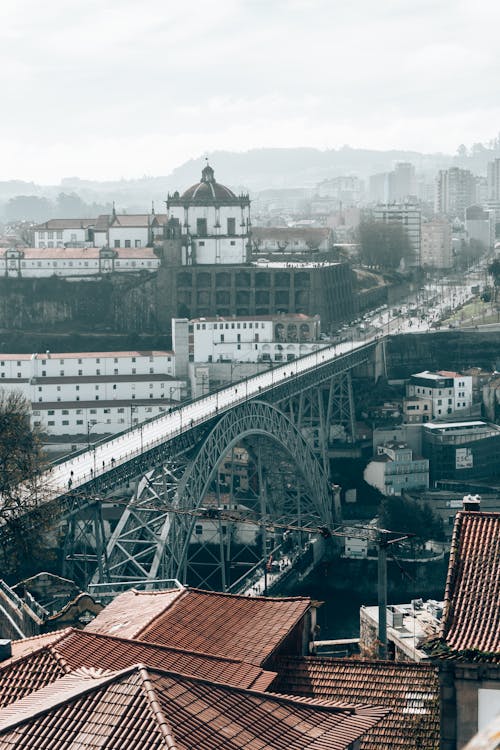Ponte Dom Luis I between Porto and Vila Nova de Gaia in Portugal 
