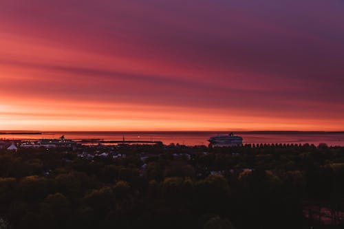 Free View Of Sunset With Red Sky Stock Photo
