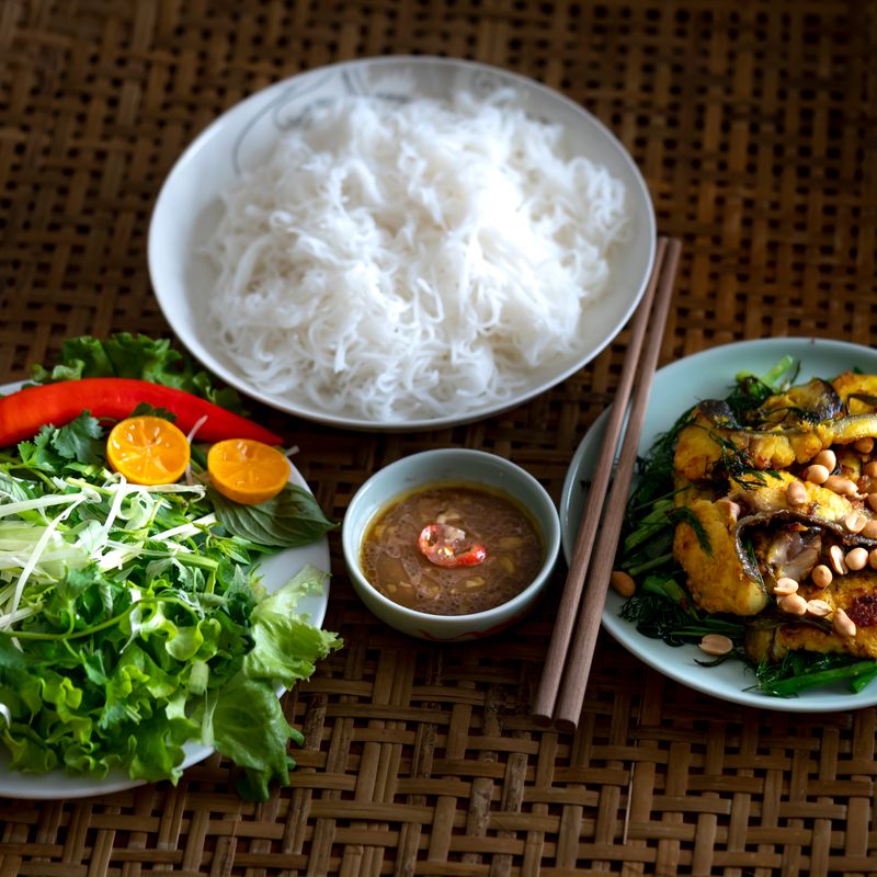 Vietnamese Fish Sauce and Roasted Peanut Dip