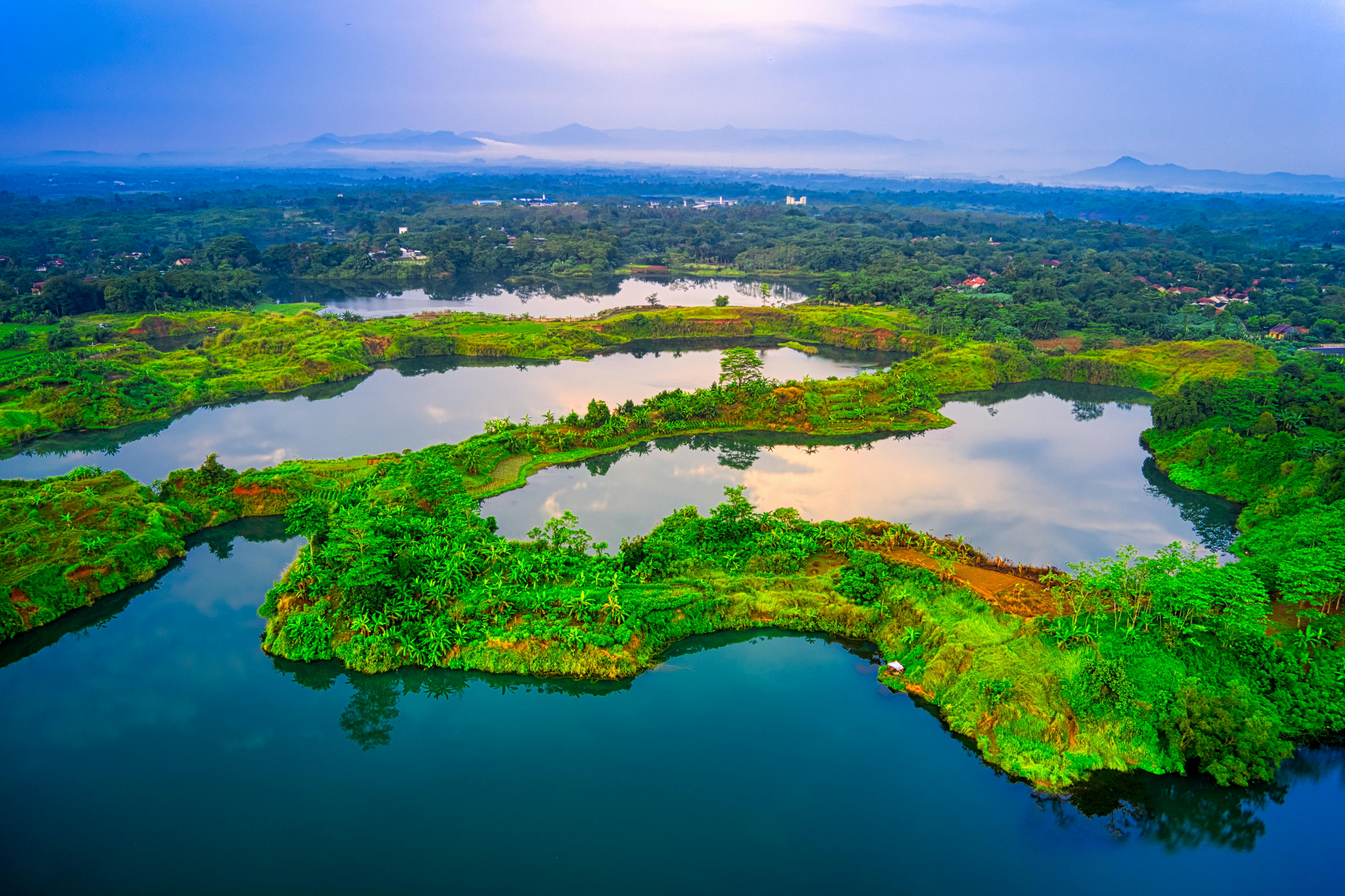 aerial photo of lake