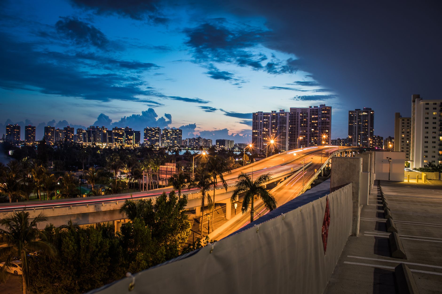 Aventura Empty Nester's Guide to Selling Your Family Home and Buying a Luxury Condo: Off-Market Strategies, Timing, and What You Need to Know