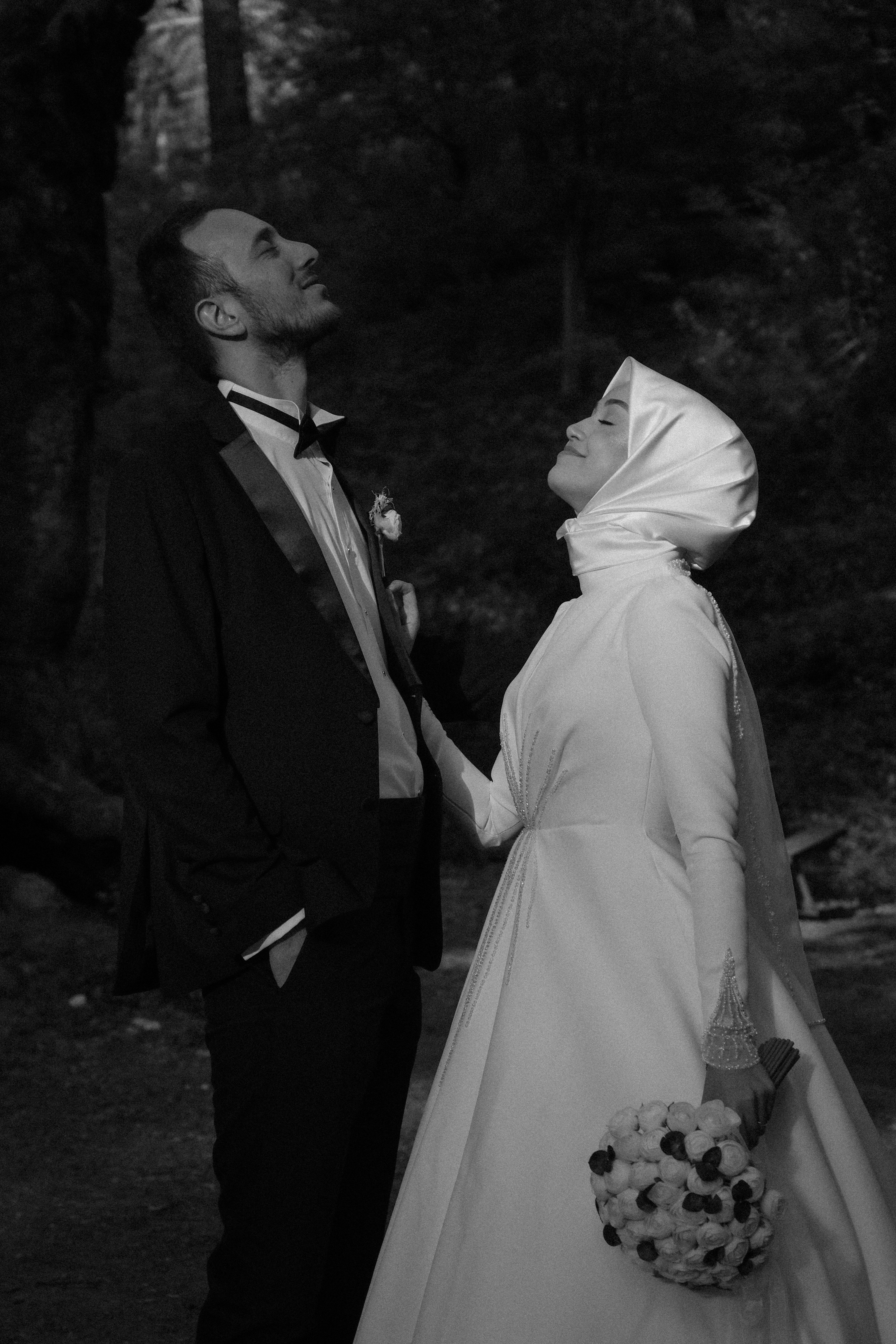 Portrait of Newlyweds in Black and White · Free Stock Photo