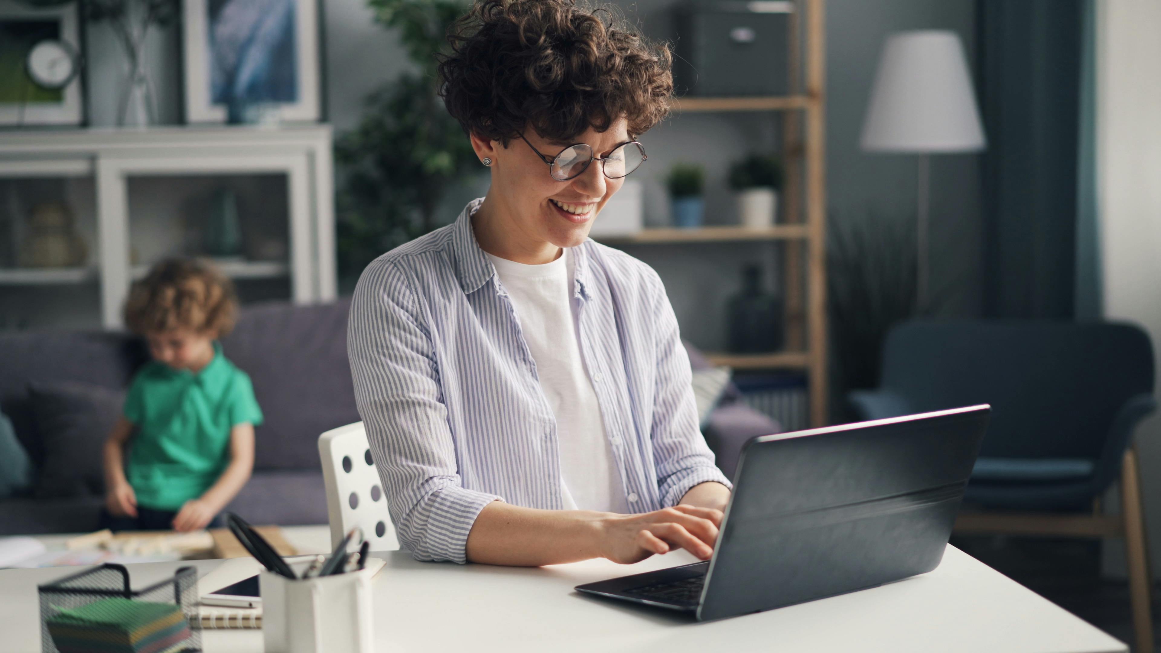 Remote Work Skills Every At-Home Employee Needs — Photo by Vitaly Gariev on Pexels