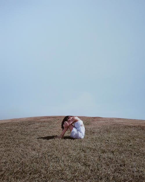 Free woman in white dress Stock Photo