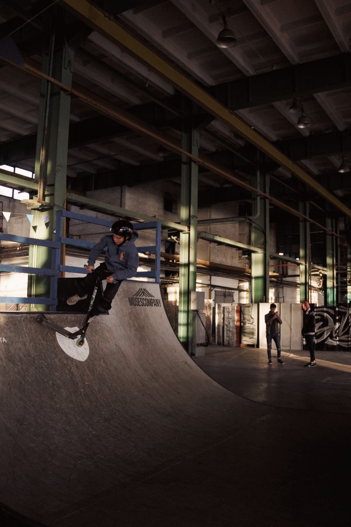 Indoor action park ramp