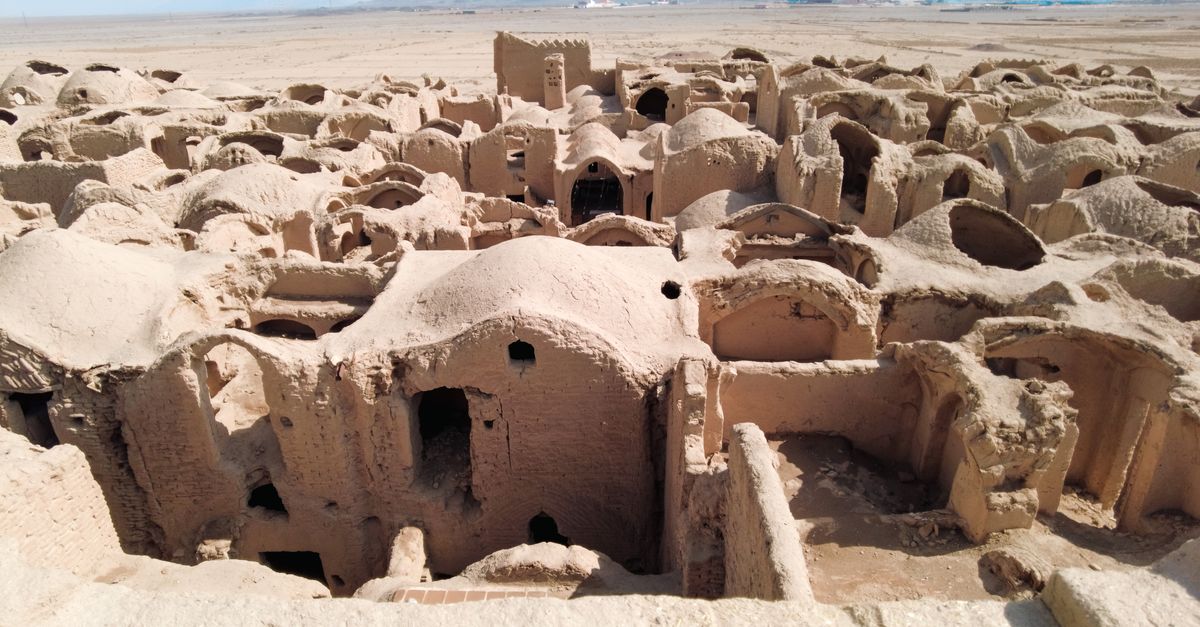 Yazd desert architecture