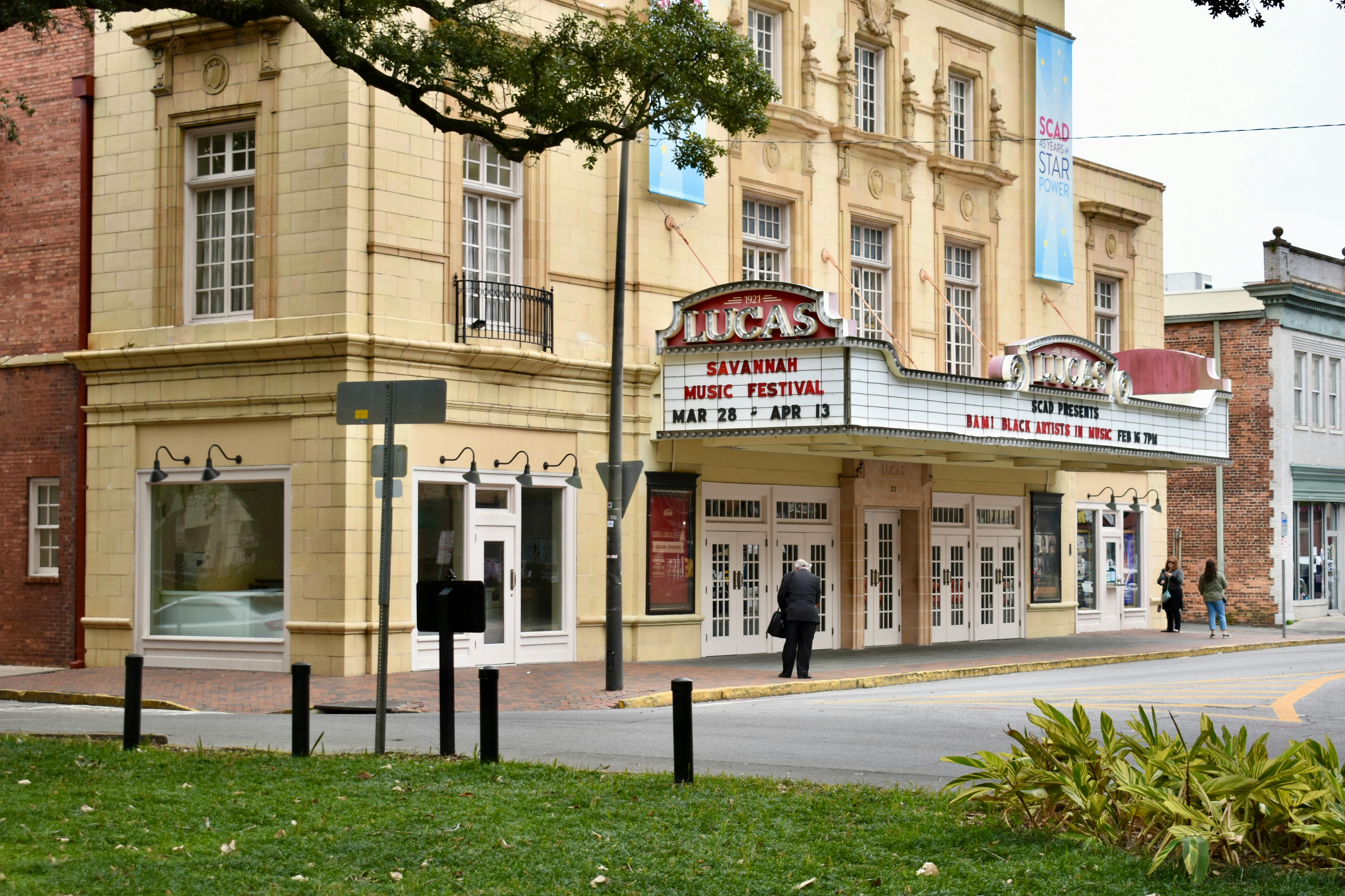 Ücretsiz @dış mekan, afiş, arnavut kaldırımlı sokakları içeren Ücretsiz stok fotoğraf Stok Fotoğraflar
