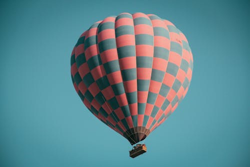 Foto De Baixo ângulo De Balão De Ar Quente