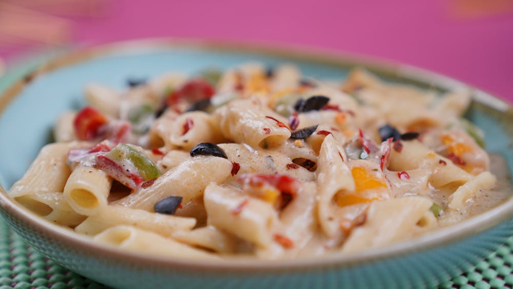 Creamy Garlic Alfredo Penne