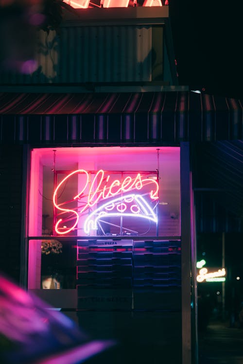 A neon sign with the words silver's on it