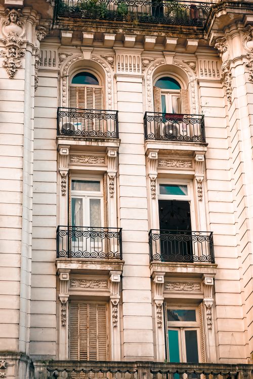 Free Elegant European-style facade with balconies in Buenos Aires, Argentina, showcasing classic architecture. Stock Photo
