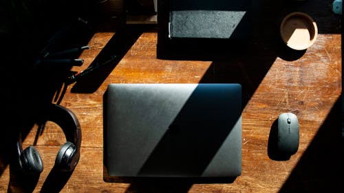 Free stock photo of desk, macbook pro, morning