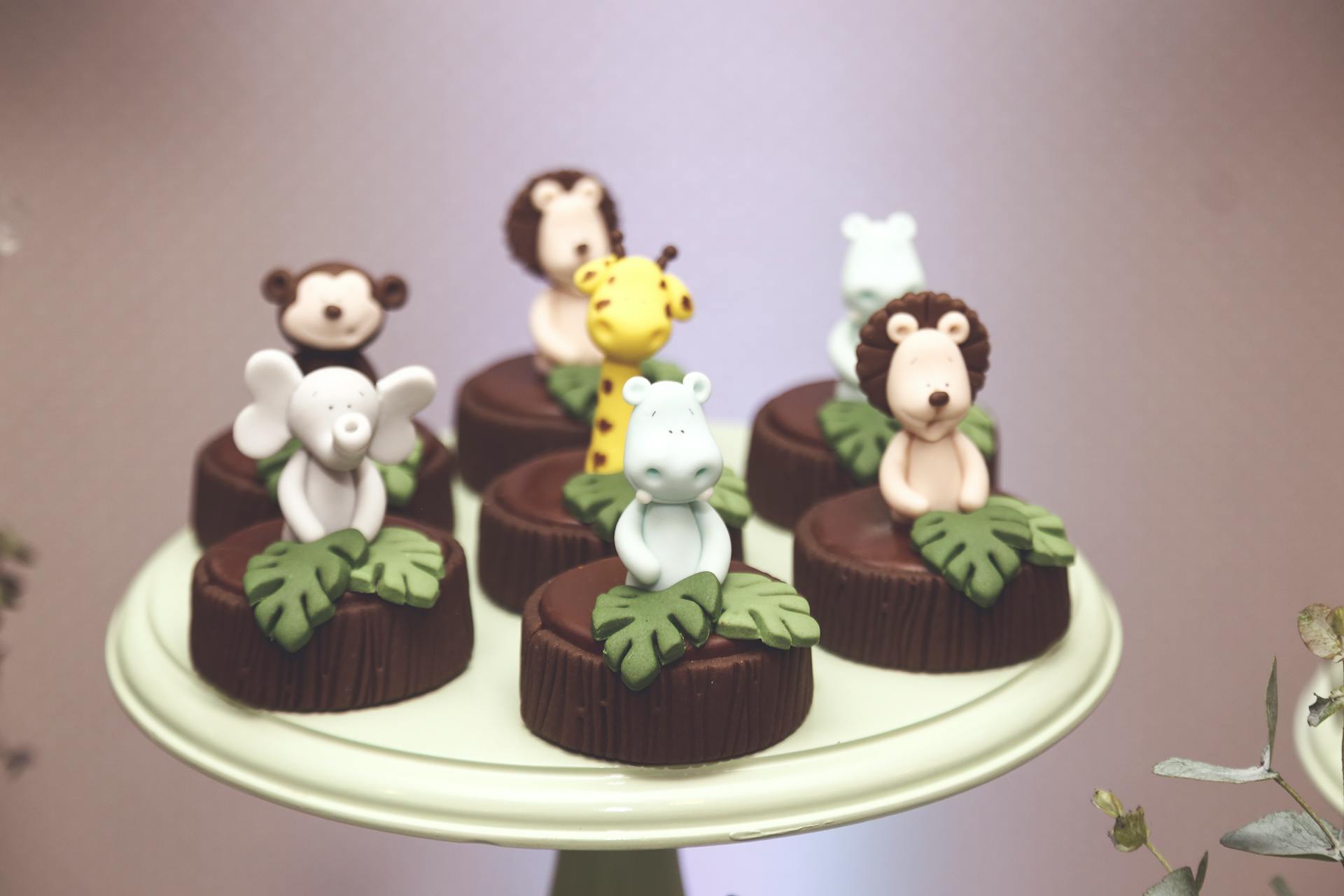 Round Chocolates With Animals Decorated On Top