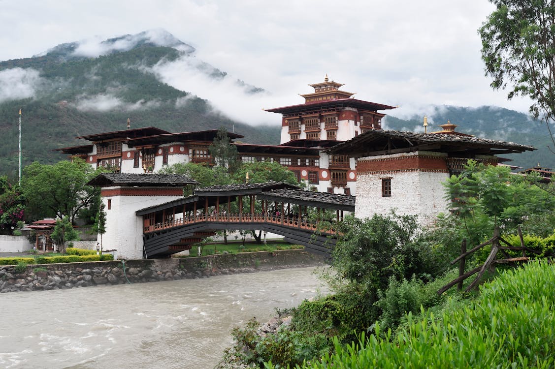 Bután, templos, dzongs, viaje