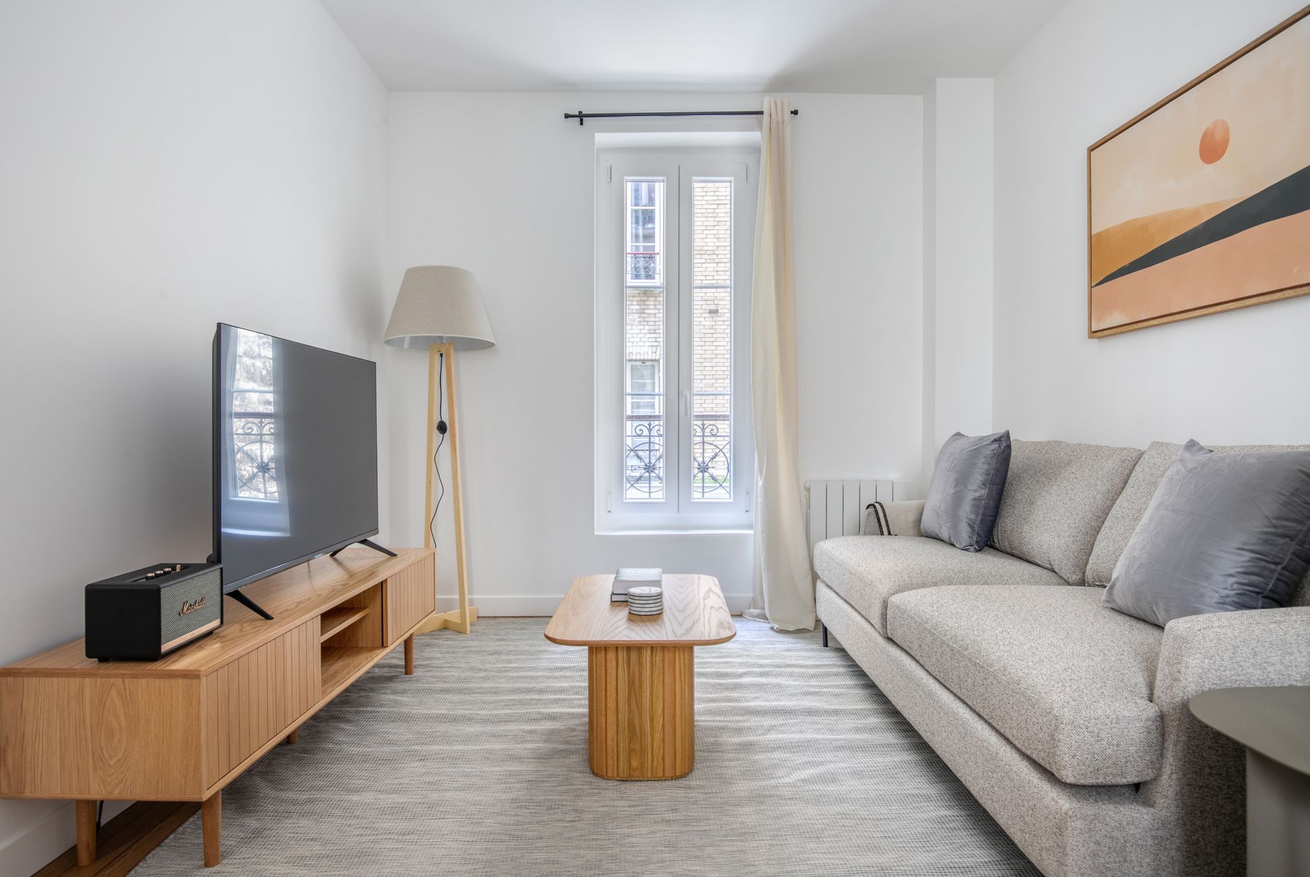 Appartement restauré et purifié après intervention de France Intervention Habitat, ambiance sereine et saine