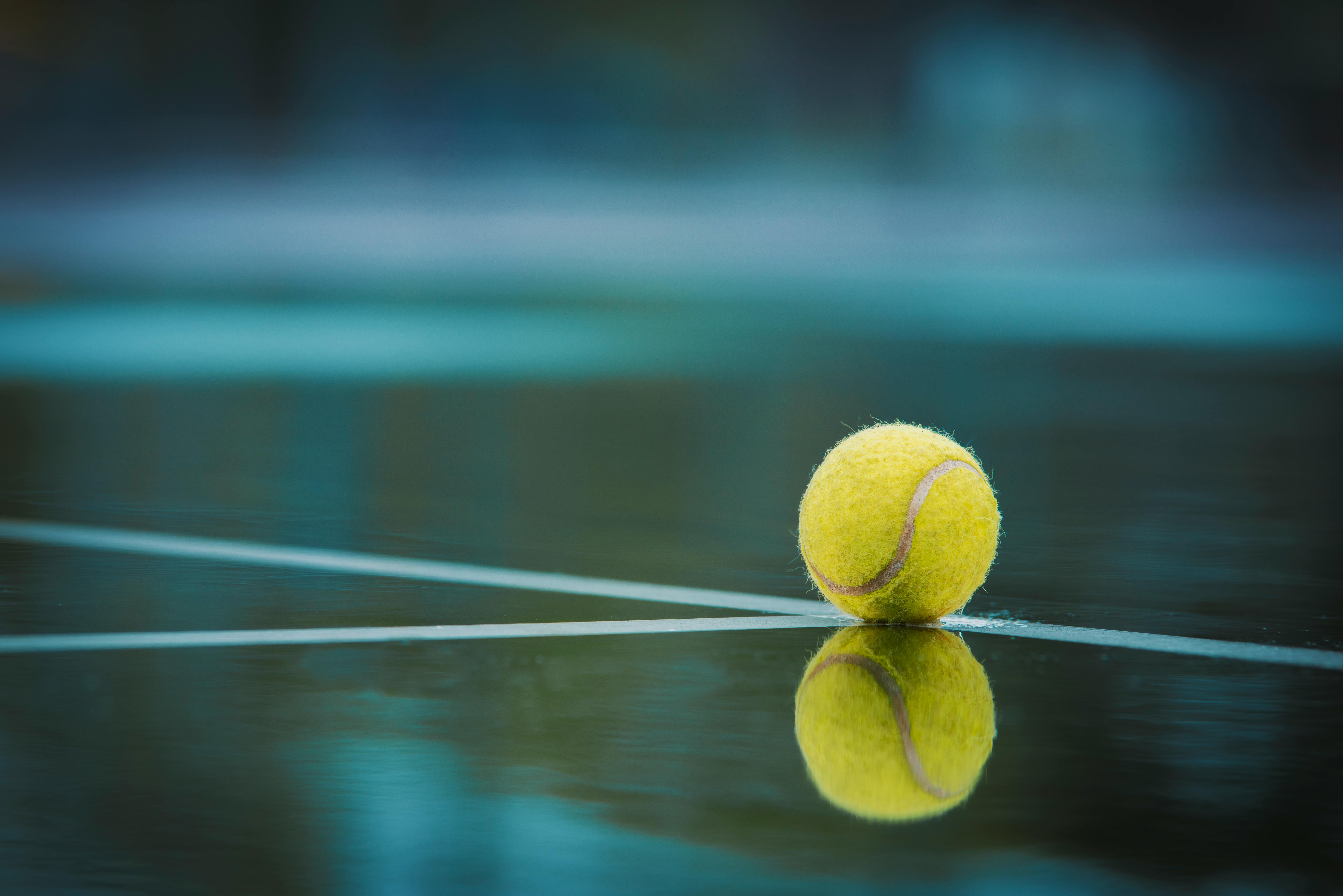 Tennis full length hi-res stock photography and images - Page 3