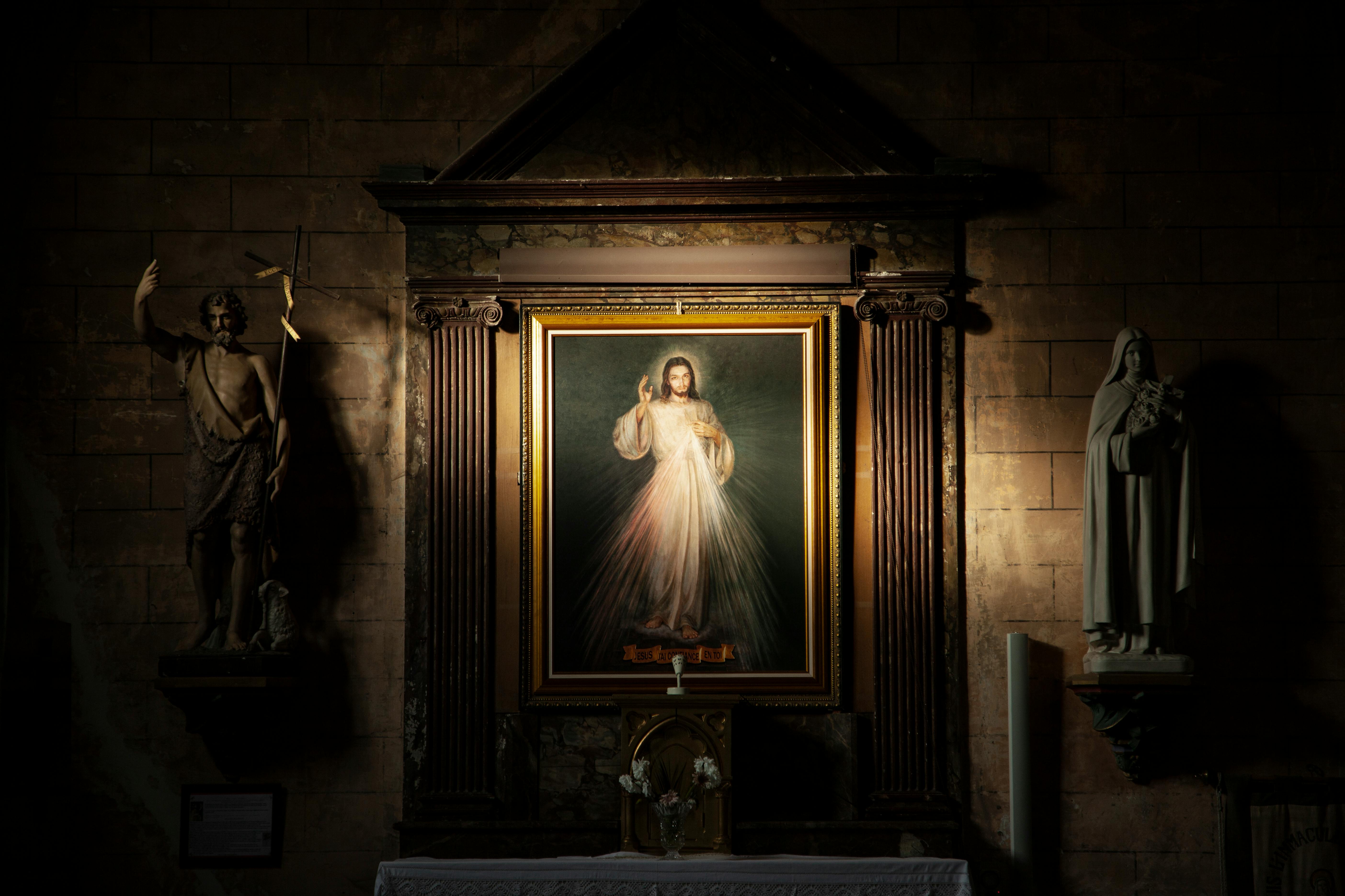 Sacred Heart Of Jesus Painting With Brown Frame Free Stock Photo